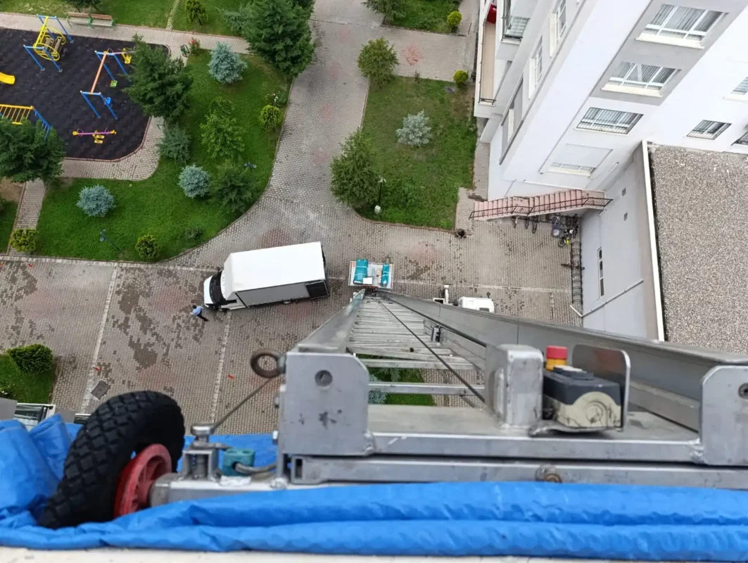 Kamyonet Taksi Asansörlü Evden Eve Nakliyat